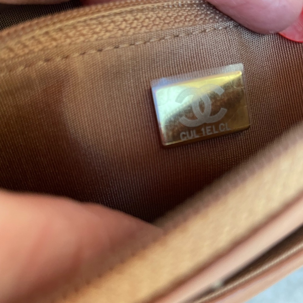 Chanel 19 WOC brown - Picture 10 of 14